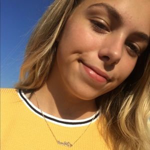 Meet your Posher, Cameron